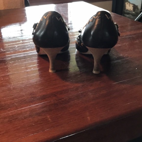 Shoes - Picture 3 of 3